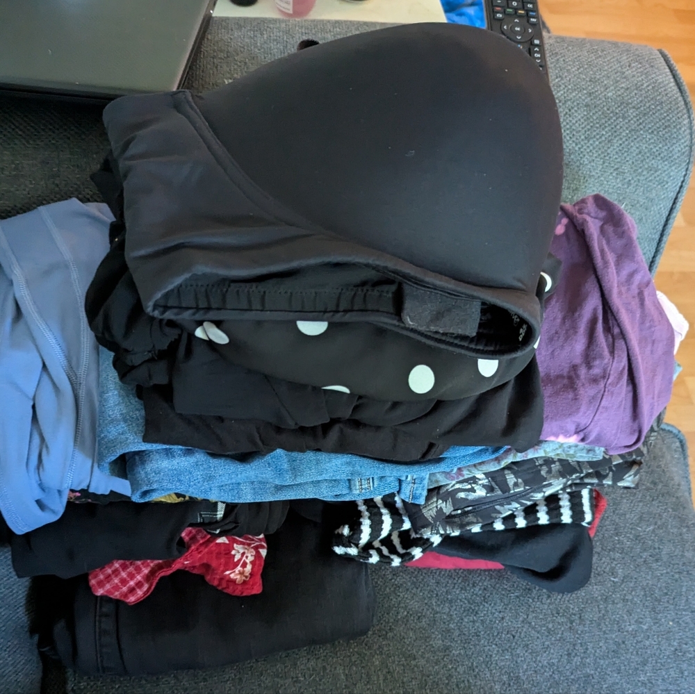 Mystery plus size clothing lot 16 items - Picture 1 of 1